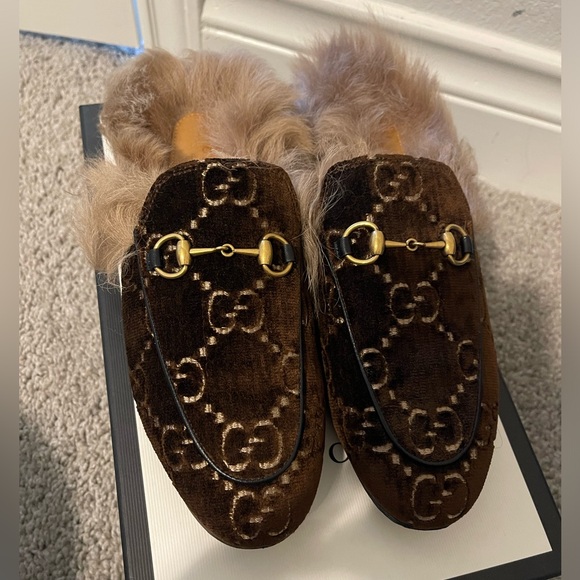 Brown Gucci Velvet GG Monogram Fur Womens Princetown Slippers - Picture 1 of 5